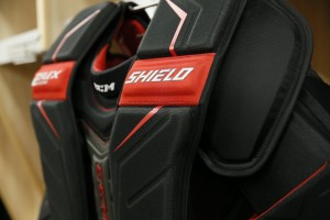 CCM Extreme Flex Shield Chest Protector